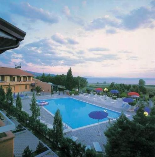 Hotel Ristorante Il Gabbiano Passignano sul Trasimeno Bagian luar foto