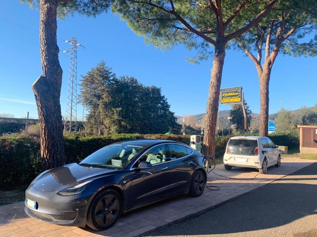 Hotel Ristorante Il Gabbiano Passignano sul Trasimeno Bagian luar foto